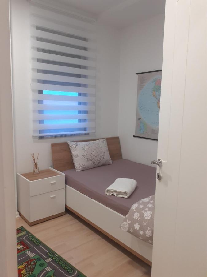 Lake View Apartment Tirana Exterior foto